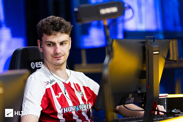 哈登的表现 哈登的表现